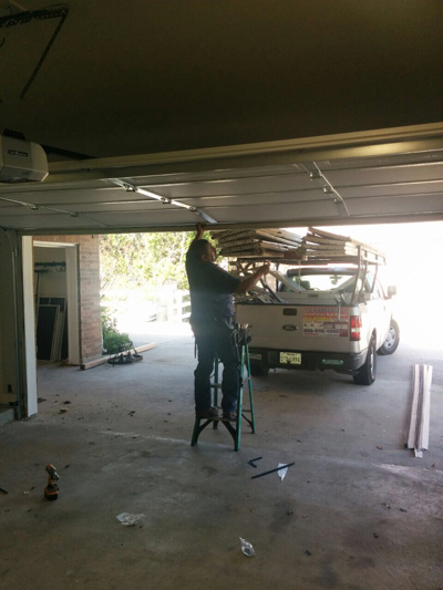 How to Clean Garage Doors